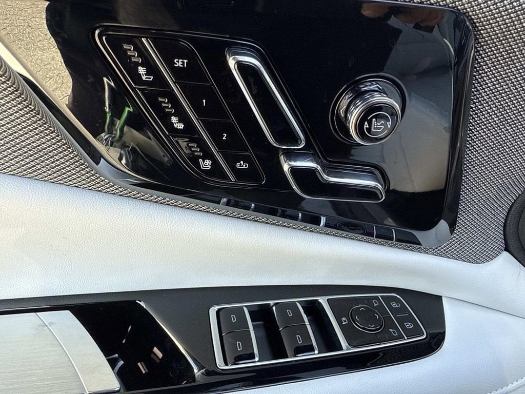 2026 Cadillac OPTIQ Premium Luxury