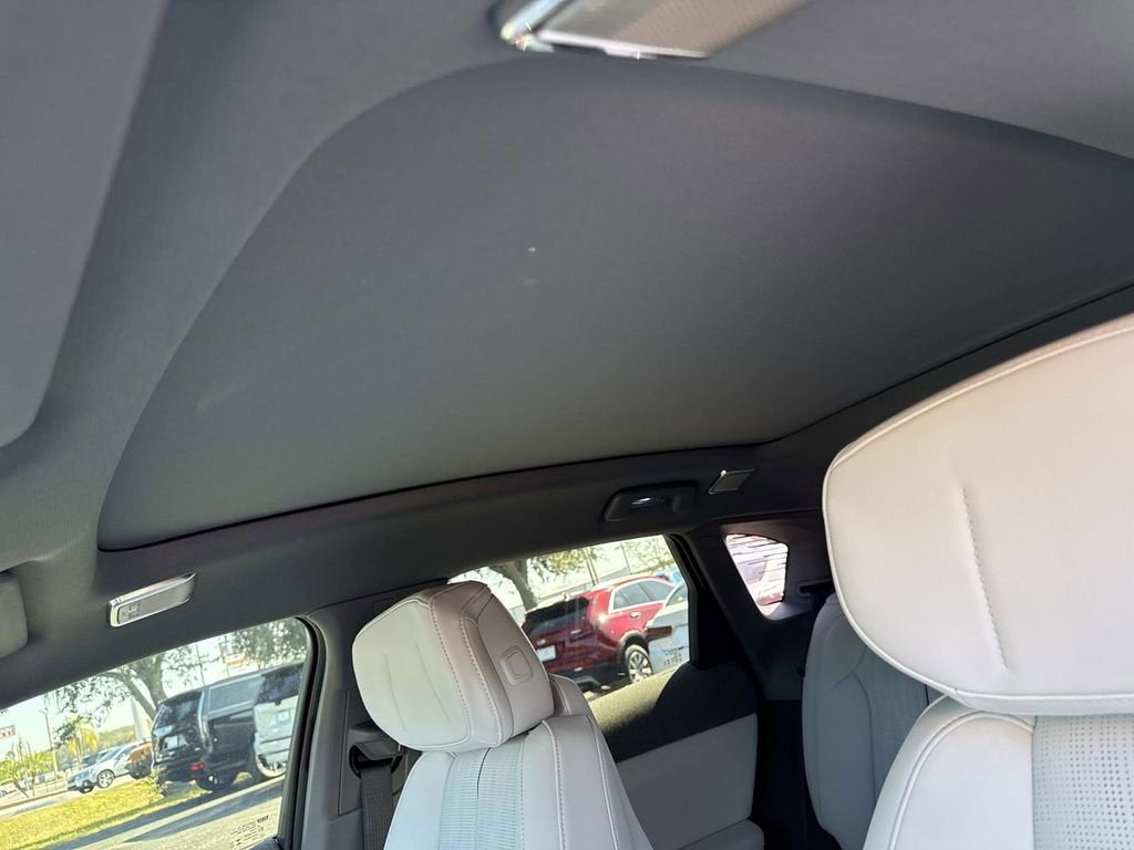 2026 Cadillac OPTIQ Premium Luxury