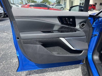 2025 Cadillac OPTIQ Luxury 2