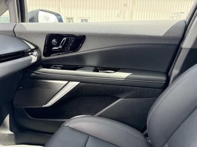 2025 Cadillac OPTIQ Luxury 2