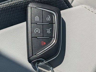 2025 Cadillac OPTIQ Luxury 2