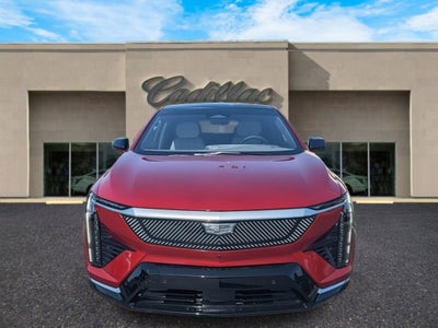 2025 Cadillac OPTIQ Luxury 2