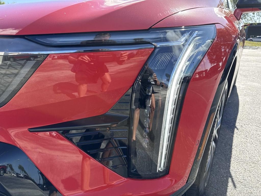 2025 Cadillac OPTIQ Sport 1