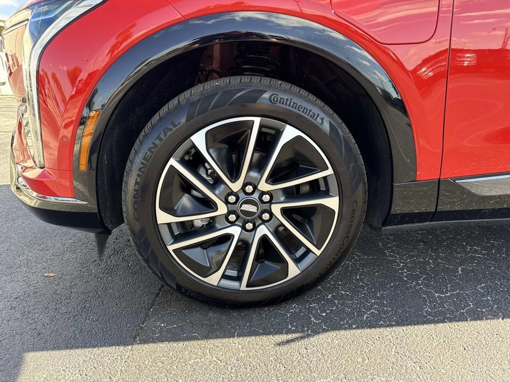2025 Cadillac OPTIQ Sport 1