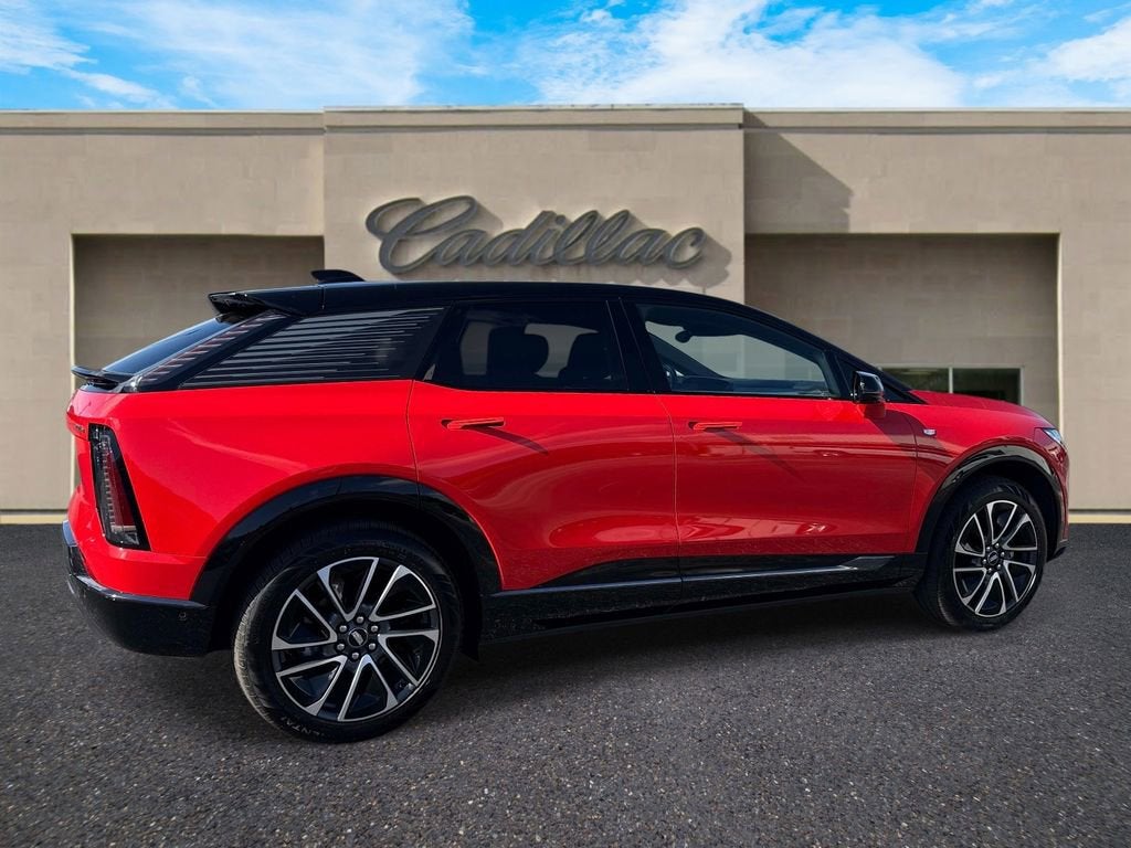2025 Cadillac OPTIQ Sport 1