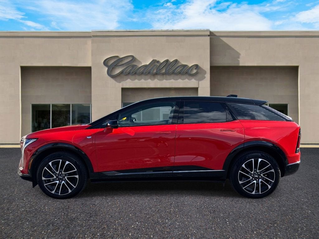 2025 Cadillac OPTIQ Sport 1