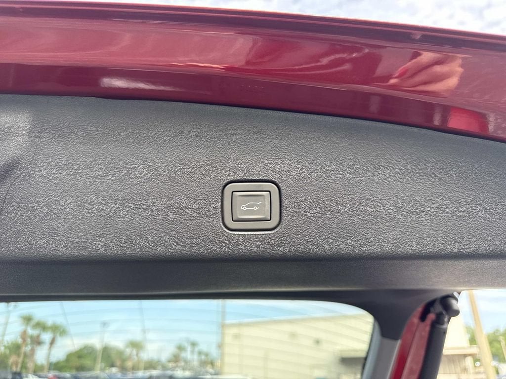 2027 Cadillac OPTIQ Premium Sport