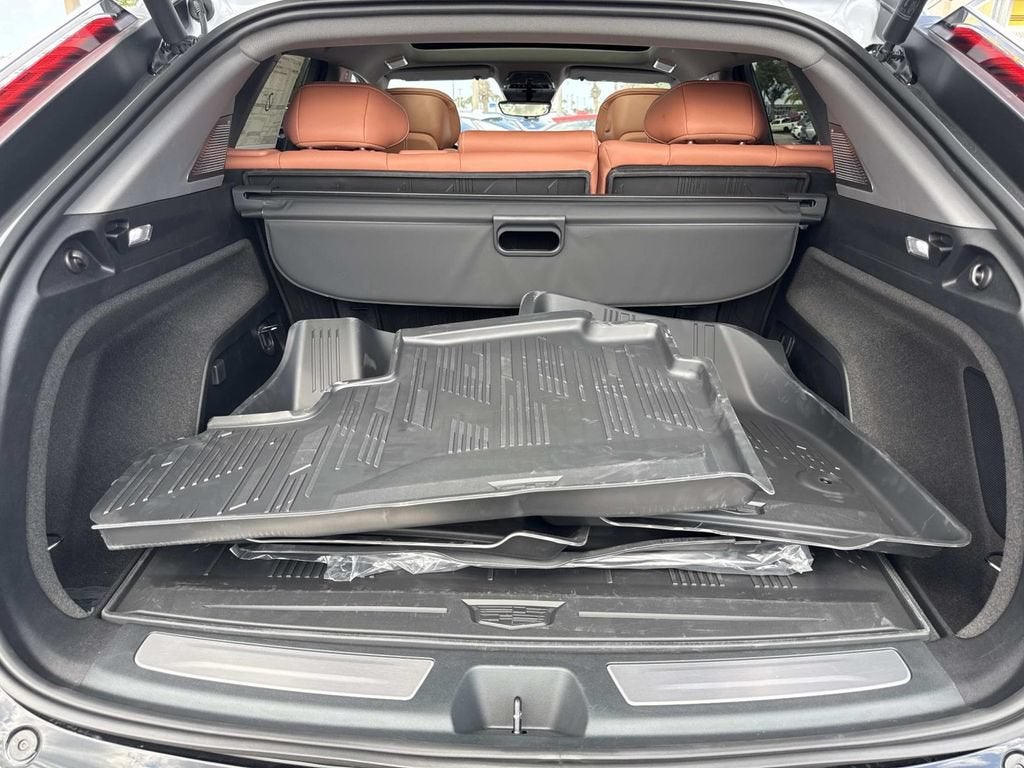 2027 Cadillac OPTIQ Premium Sport