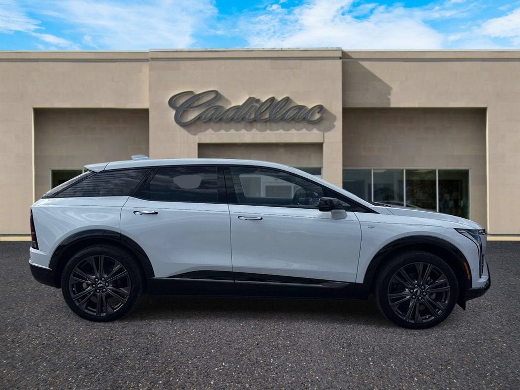 2027 Cadillac OPTIQ Premium Sport