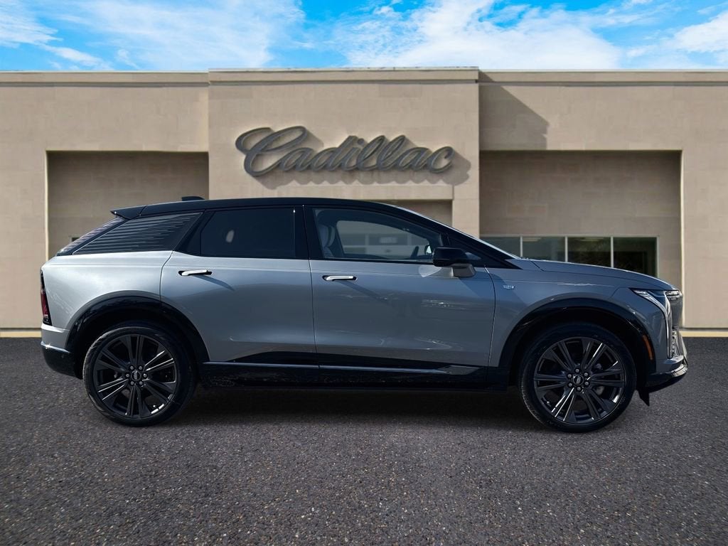 2026 Cadillac OPTIQ Premium Sport