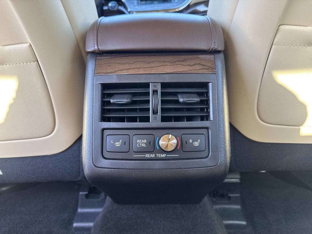 2015 Toyota Avalon Hybrid XLE Touring