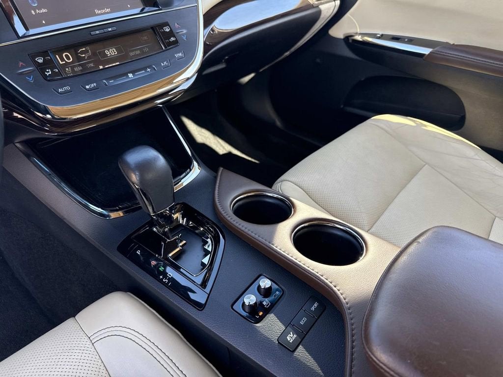 2015 Toyota Avalon Hybrid XLE Touring