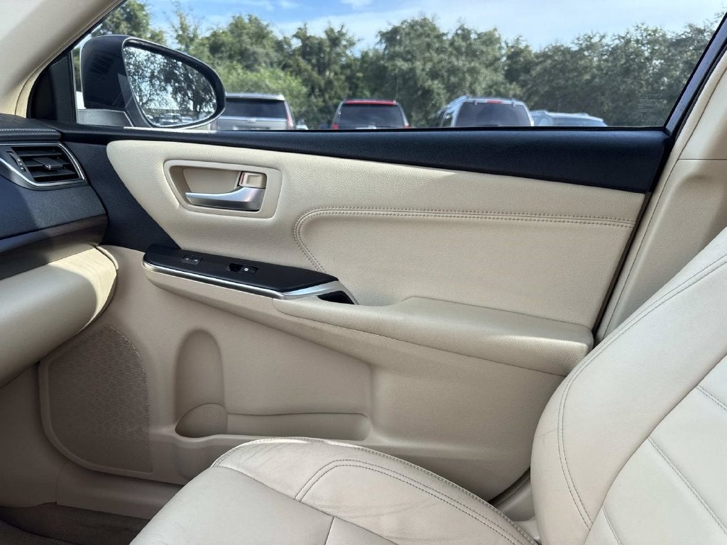 2017 Toyota Camry XLE