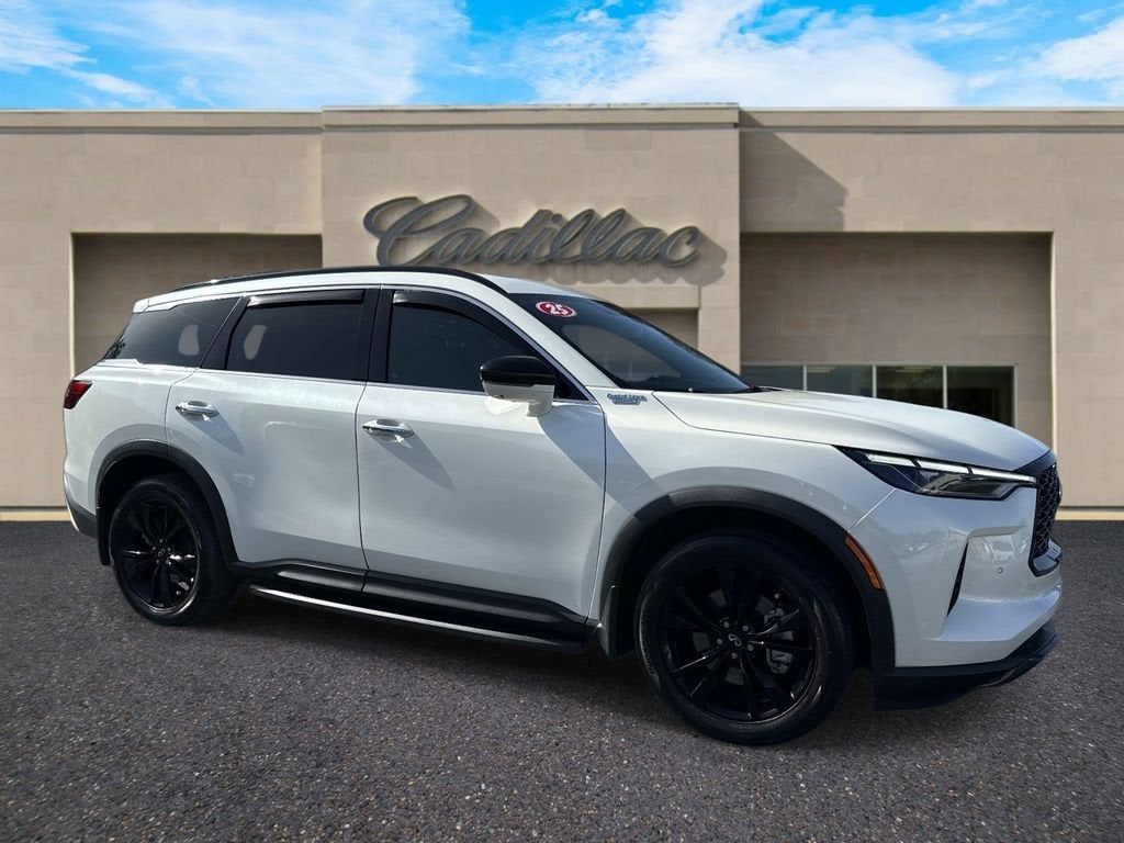 2025 INFINITI QX60 LUXE
