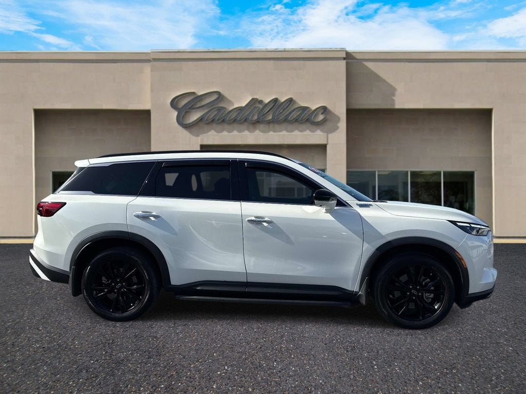 2025 INFINITI QX60 LUXE