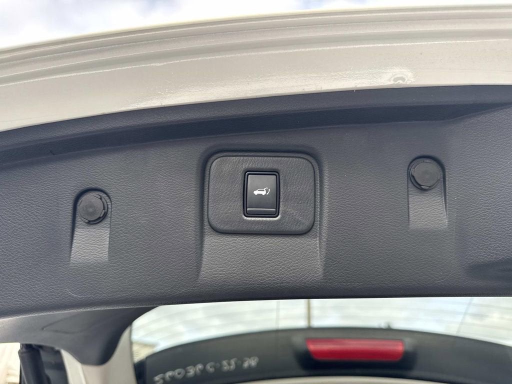 2022 Nissan Murano SL