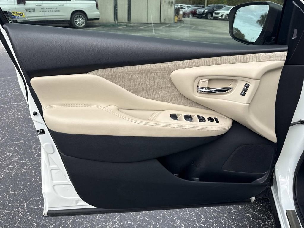 2022 Nissan Murano SL