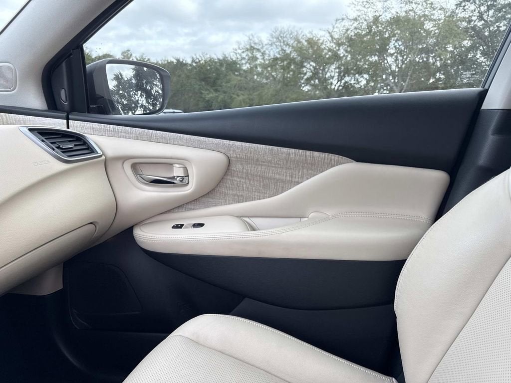 2022 Nissan Murano SL