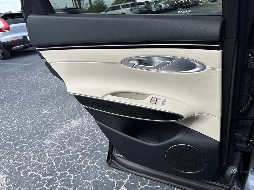 2026 Genesis GV70 2.5T