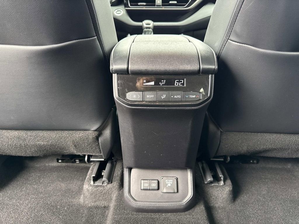 2023 Toyota Highlander Hybrid Limited