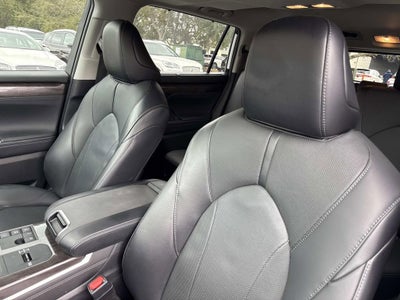 2023 Toyota Highlander Hybrid Limited