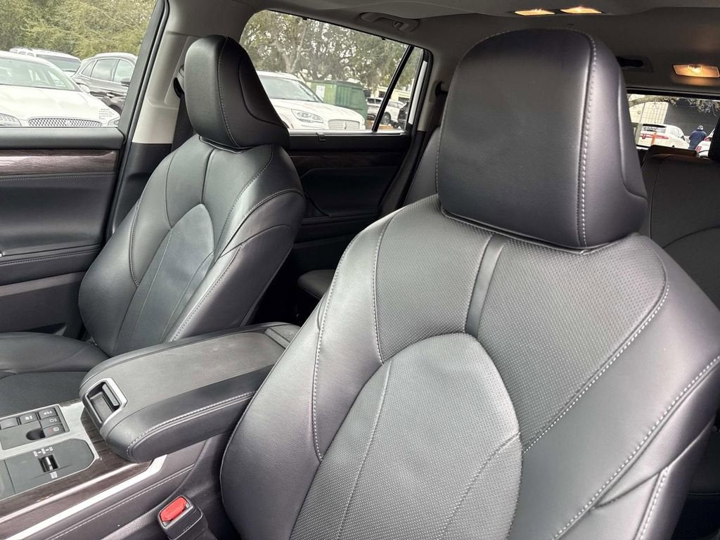 2023 Toyota Highlander Hybrid Limited