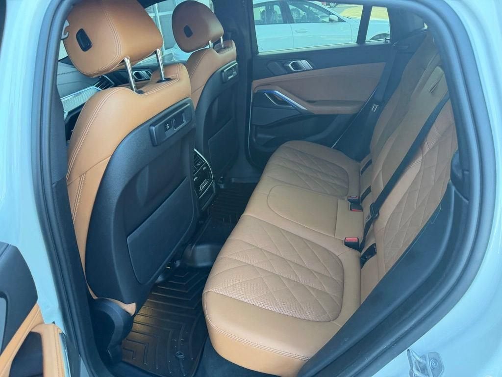 2023 BMW X6 xDrive40i
