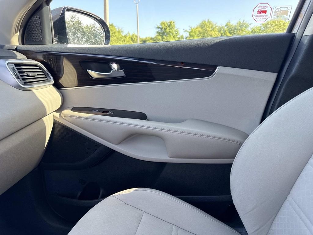 2019 Kia Sorento LX V6