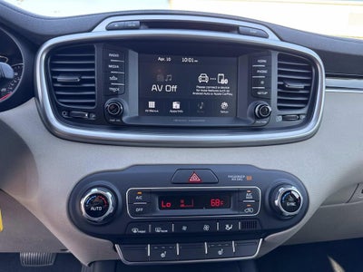 2019 Kia Sorento LX V6