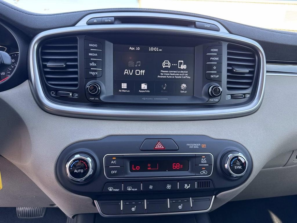 2019 Kia Sorento LX V6