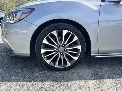 2018 Acura RLX w/Technology Pkg