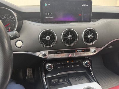 2022 Kia Stinger GT2