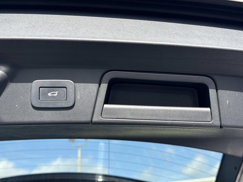 2023 Land Rover Range Rover Velar S