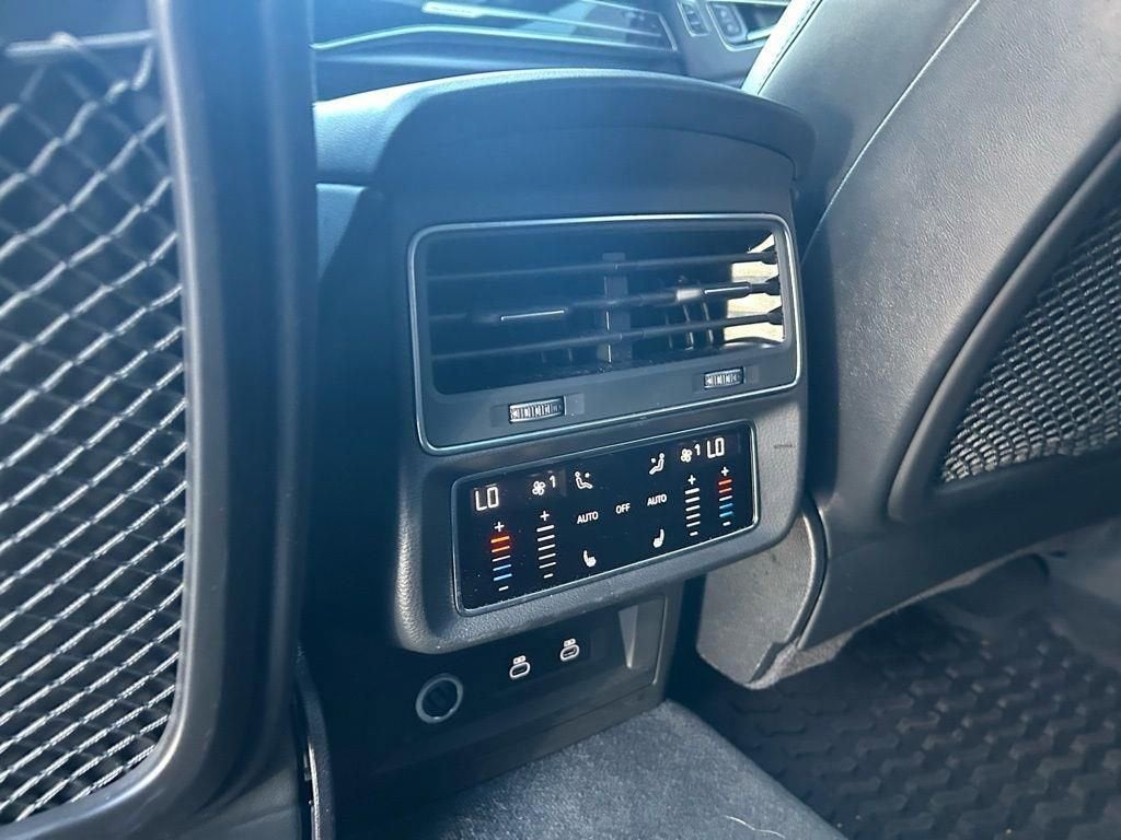 2025 Audi SQ8 Prestige