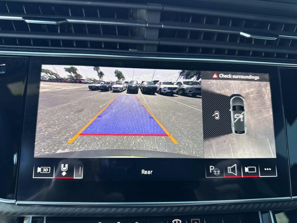 2025 Audi SQ8 Prestige