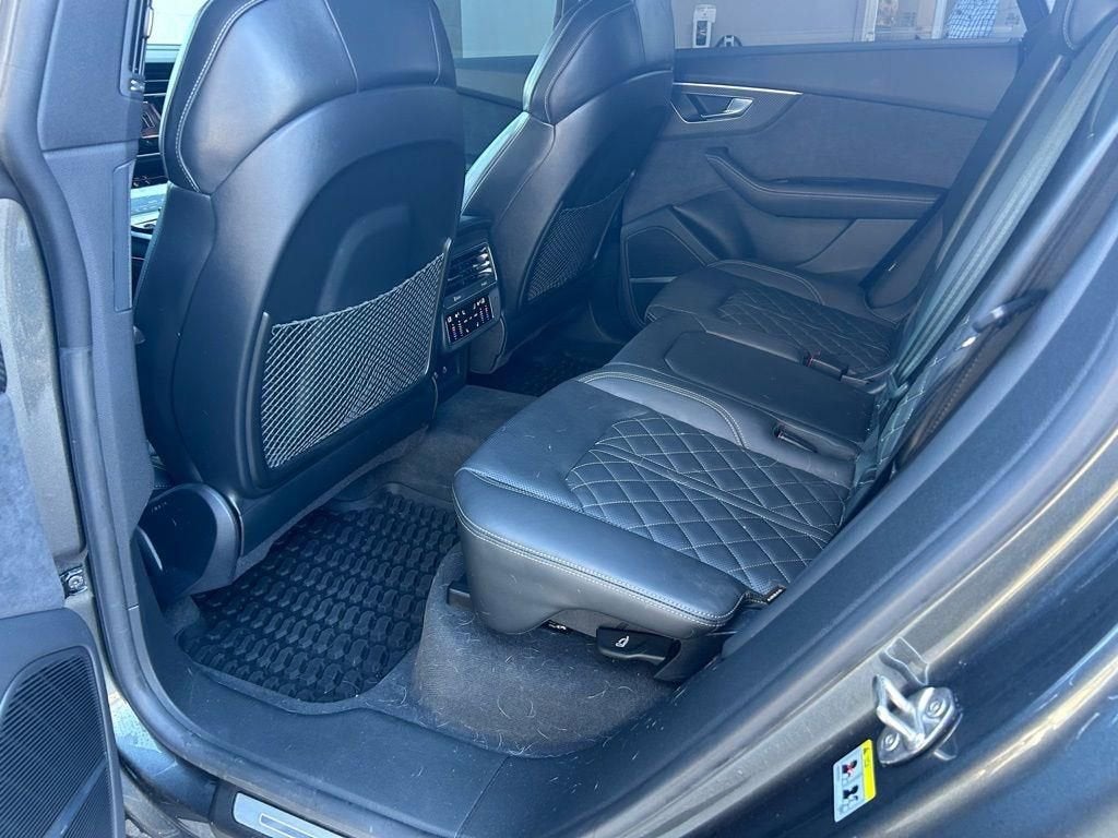 2025 Audi SQ8 Prestige