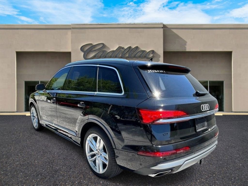 2025 Audi Q7 Premium Plus