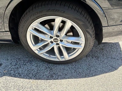 2025 Audi Q7 Premium Plus