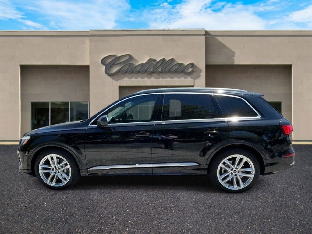 2025 Audi Q7 Premium Plus