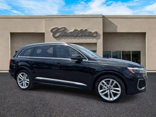 2025 Audi Q7 Premium Plus