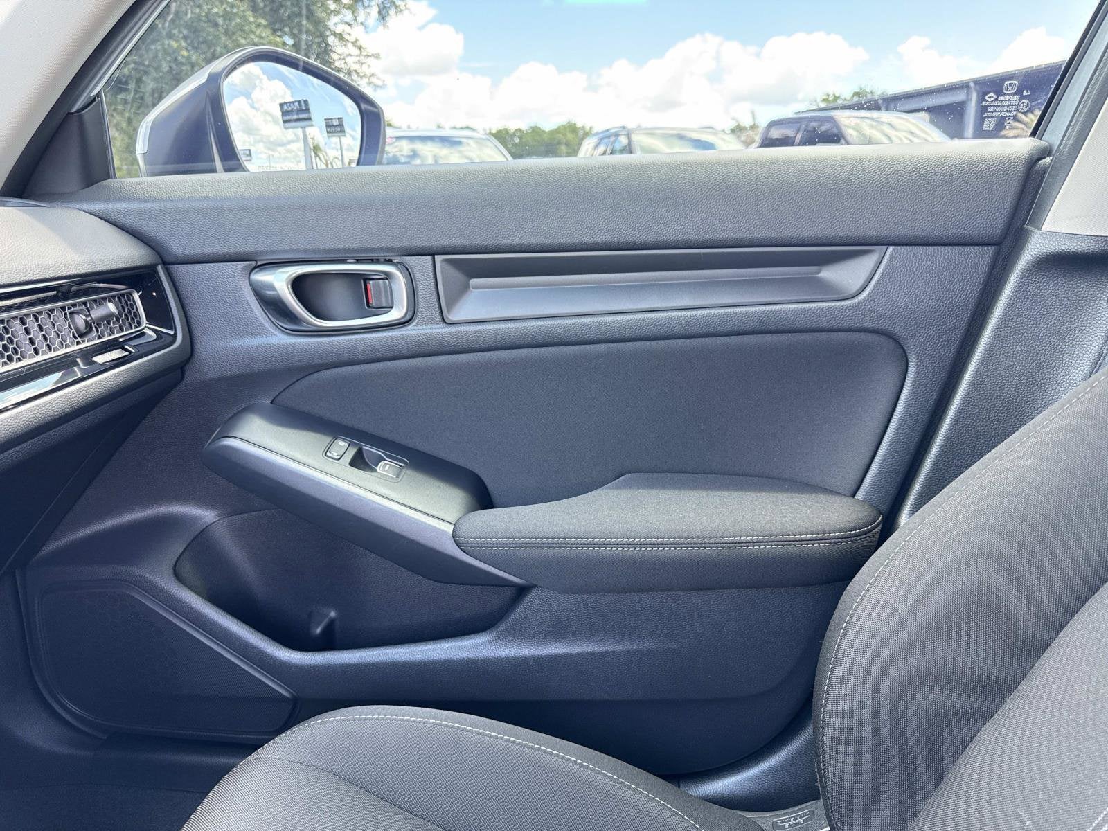 2023 Honda Civic Hatchback LX