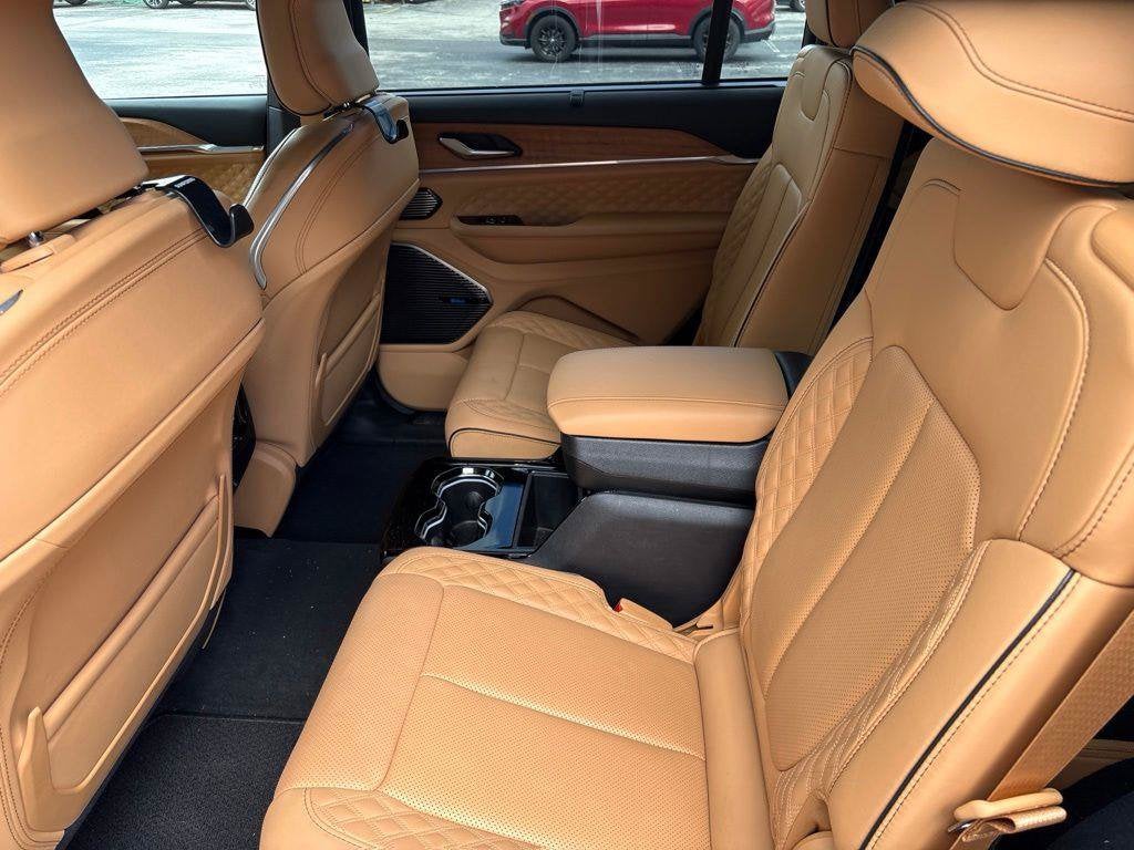2023 Jeep Grand Cherokee L Summit Reserve