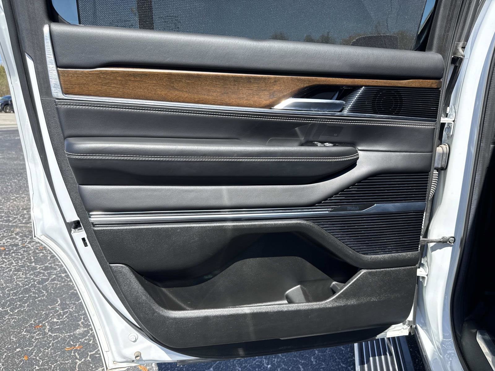 2022 Jeep Grand Wagoneer Series I