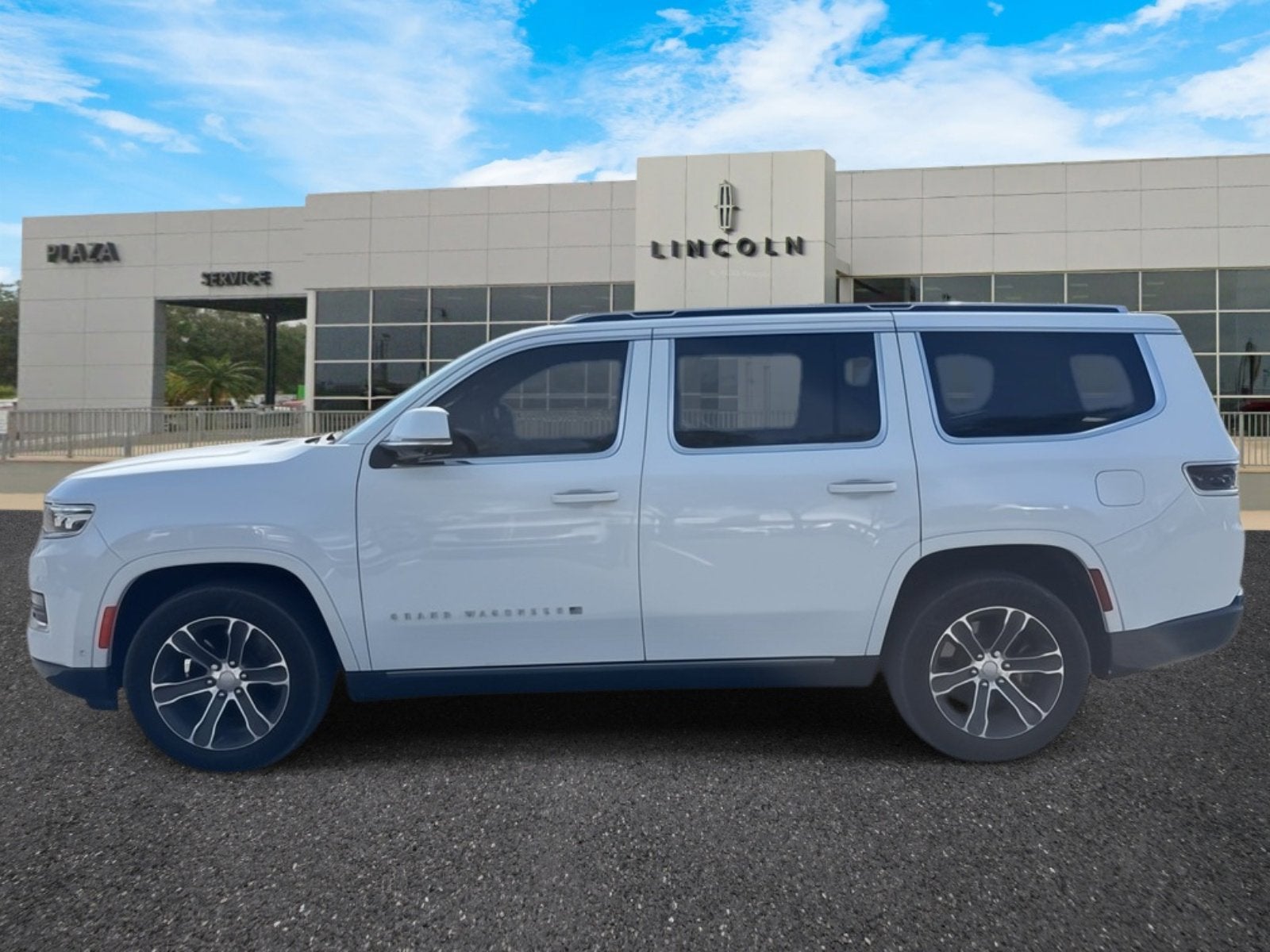 2022 Jeep Grand Wagoneer Series I