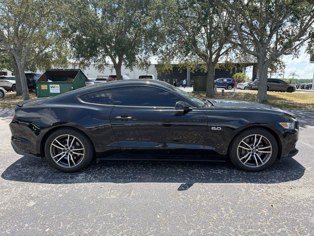 2017 Ford Mustang GT Premium
