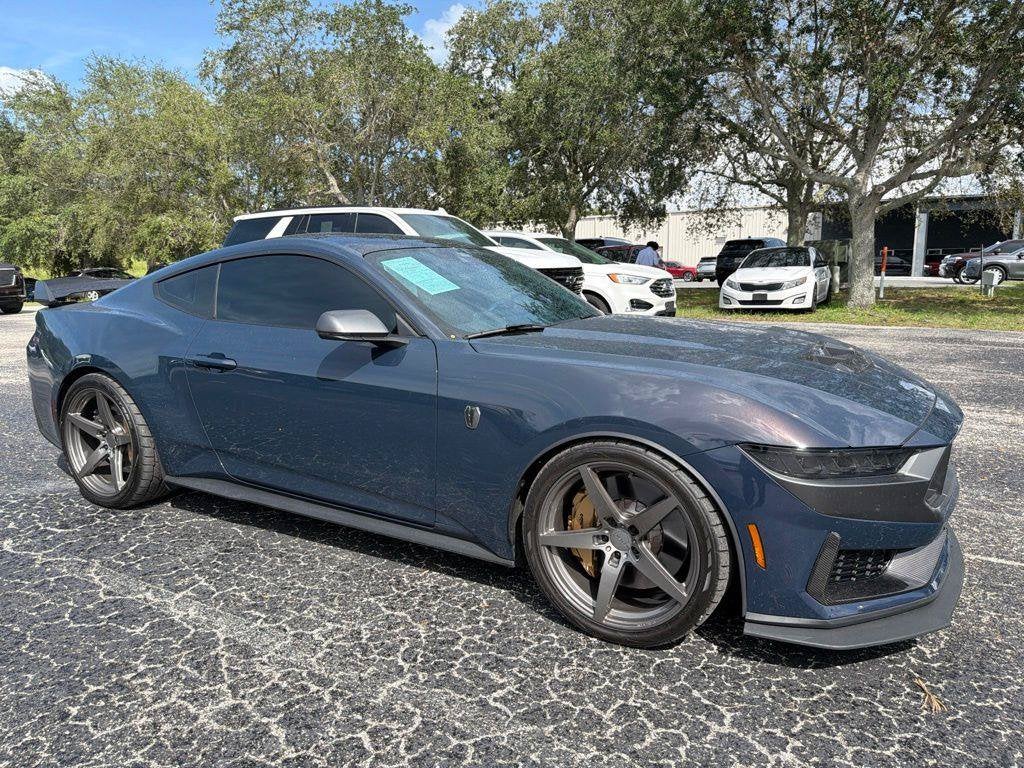 2025 Ford Mustang Dark Horse