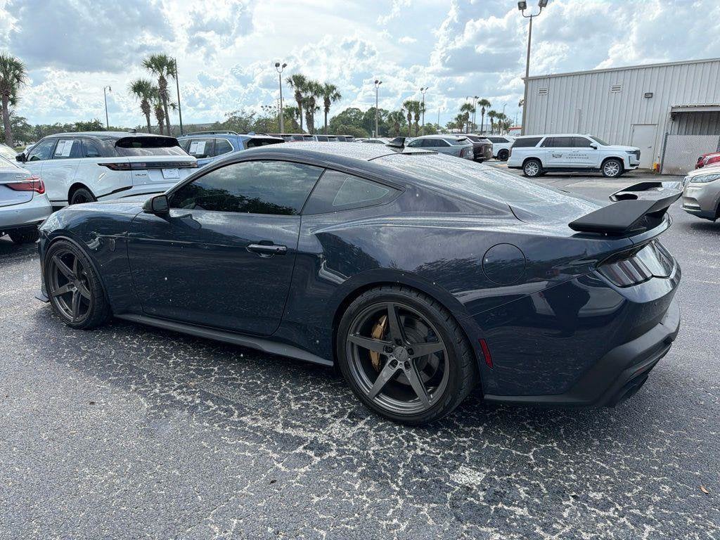 2025 Ford Mustang Dark Horse