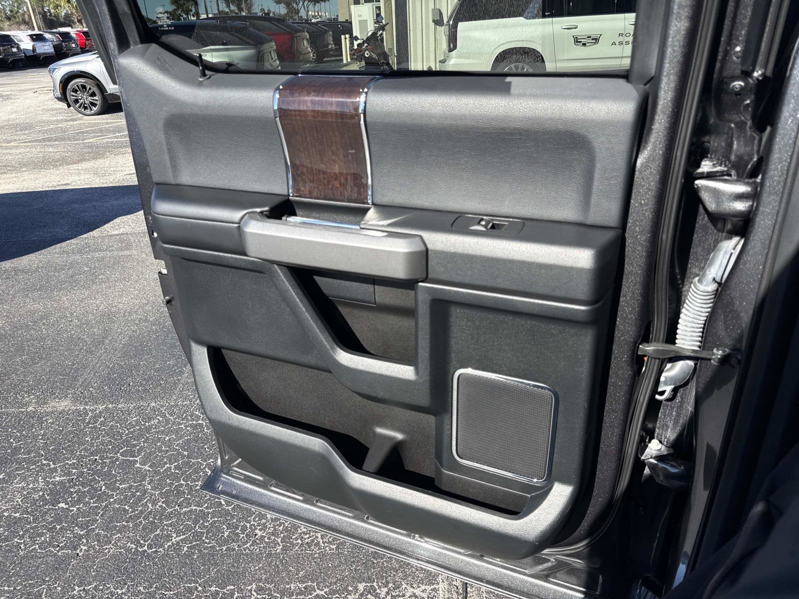 2016 Ford F-150 Platinum