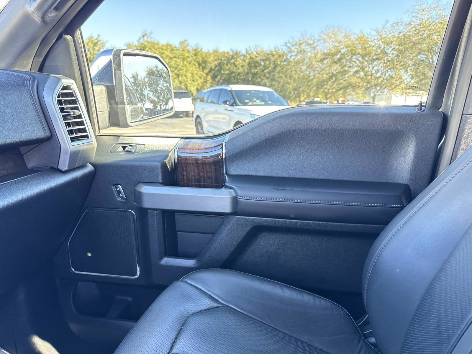 2016 Ford F-150 Platinum