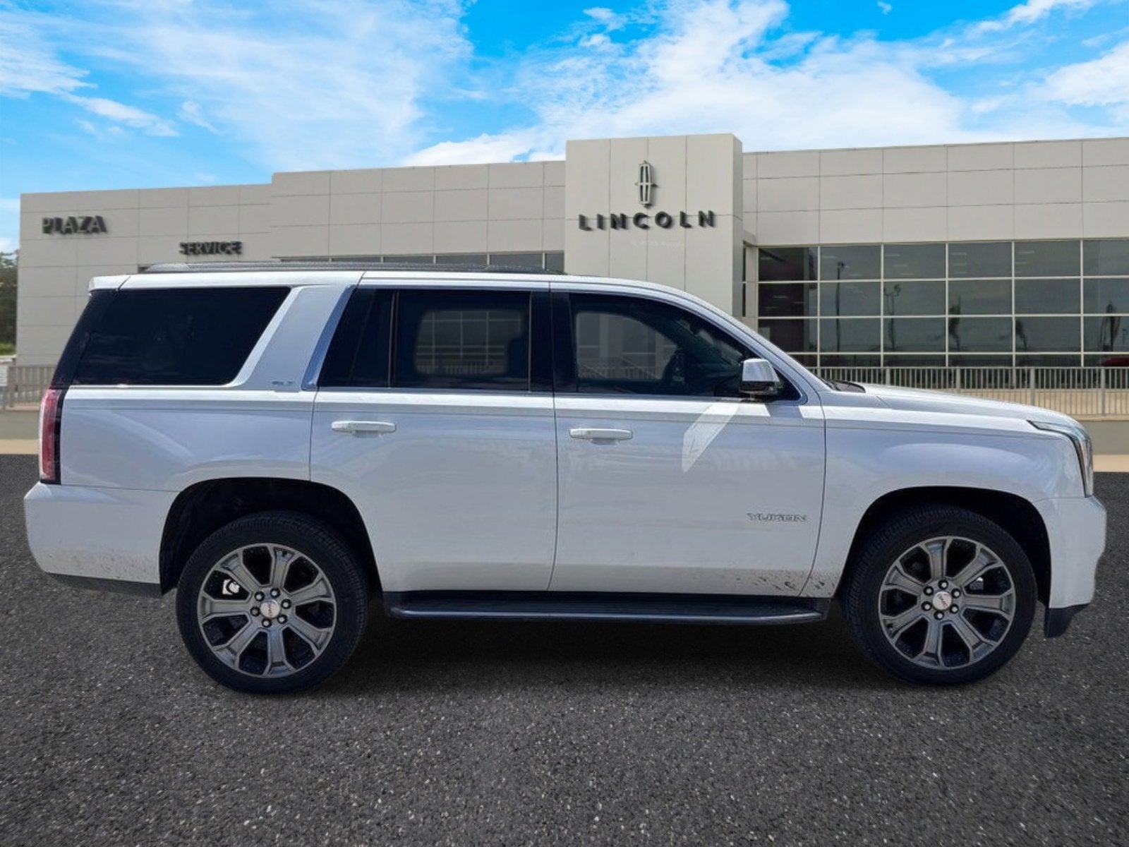 2018 GMC Yukon SLT